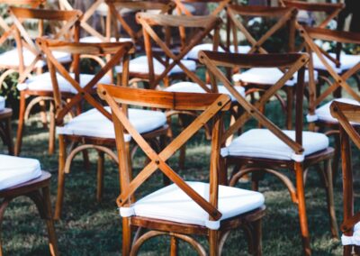 How can a wedding venue reduce costs while being eco-friendly?