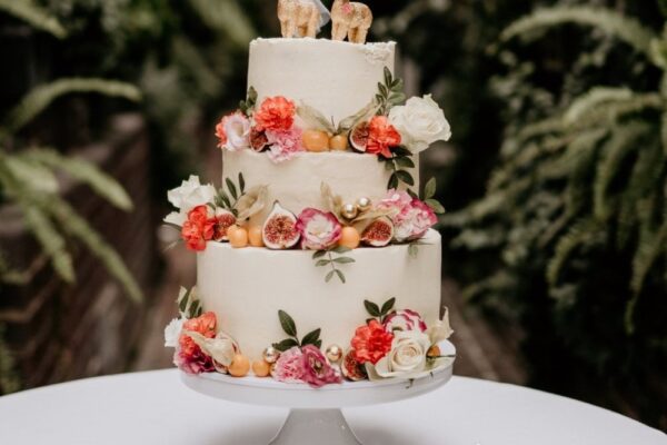 Sustainable wedding cake maker